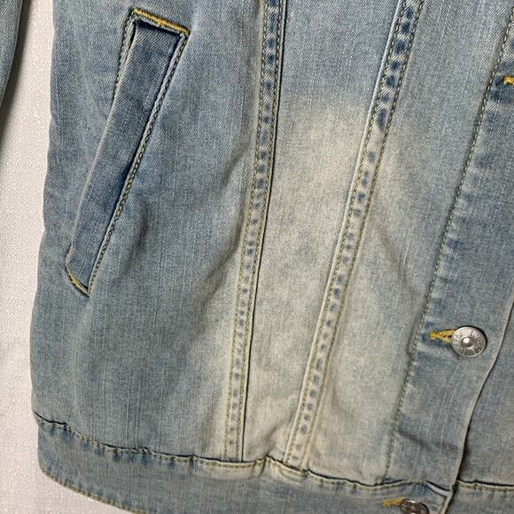 Lularoe women's medium denim jacket embroidery light wash casual yellow jean - Picture 5 of 8